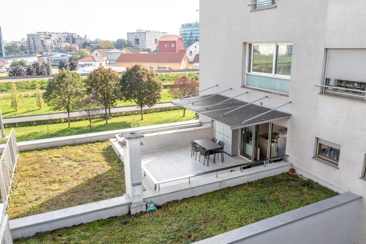 Apartment Luxurious In The Heart Of *